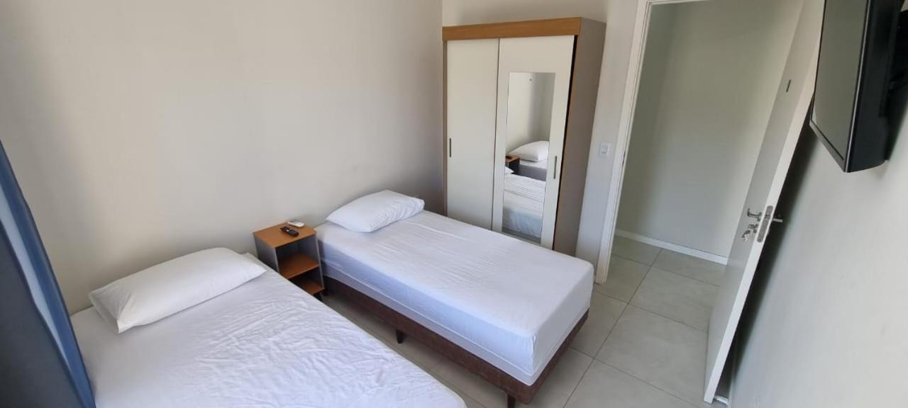 Quartos Confortaveis Em Casa Compartilhada - 5 Min Aeroporto Internacional Apartment